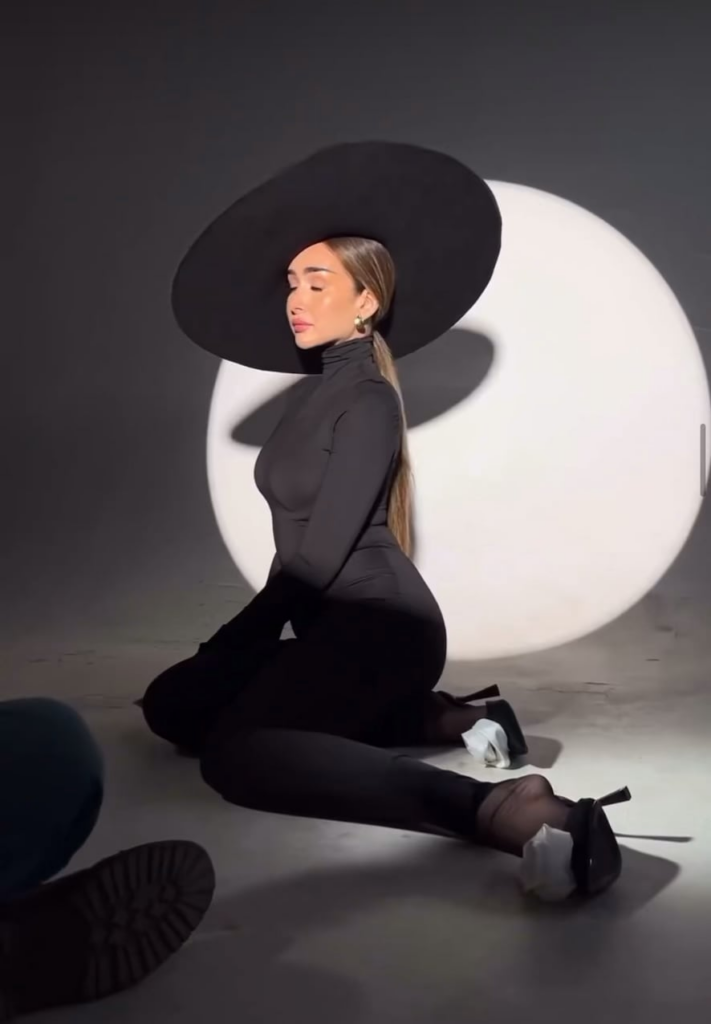 Hana El Zahed. Her body is just amazing 😍😍😍🤤