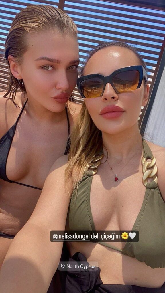 Melisa Döngel & Hazal Eker