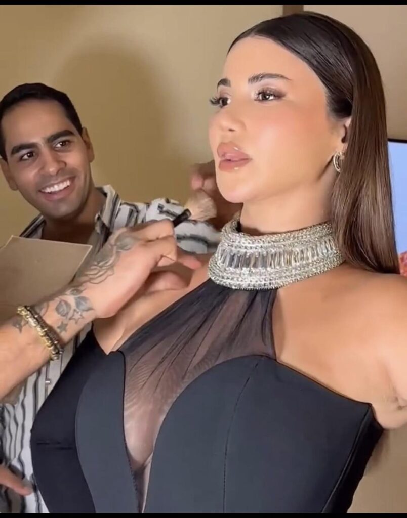 Hoda Biggest milky Boobs🔥🔥🔥🔥