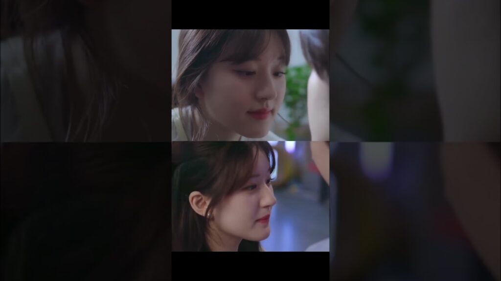 إنها تعرف كيف تجعله يحمر خجلا 🙈🙈🤭 #HiddenLove #حب_خفي #zhaolusi #ChenZheyuan #youku إنها تعرف كيف تجعله يحمر خجلا 🙈🙈🤭 #HiddenLove #حب_خفي #zhaolusi #ChenZheyuan #youku