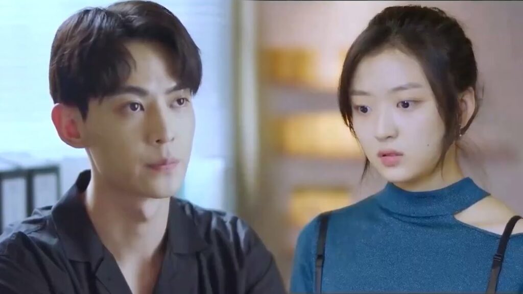 ينكر الرئيس البارد مشاعره تجاه بطلتنا بإذلالها وعندما تطلب الاستقالة يرفض بشدة😅مشهد من عدنا للحب