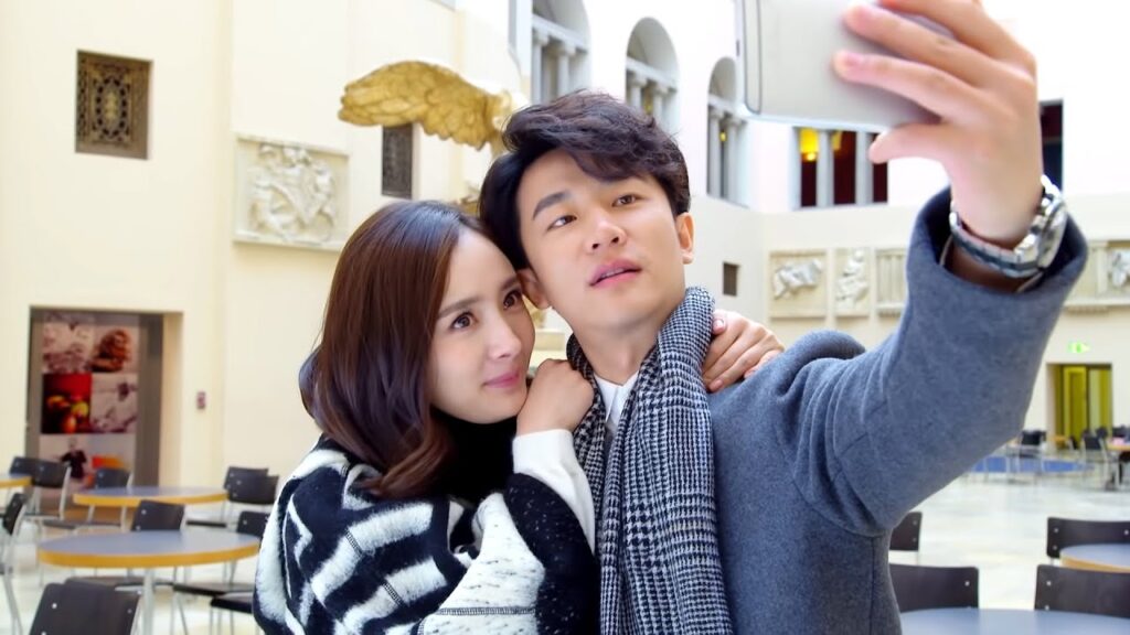 يسافر الحبيبان إلى الخارج ويعدان بقضاء حياتهما معًا😇مشهد رومانسي من دراما "عزيزي المترجم"