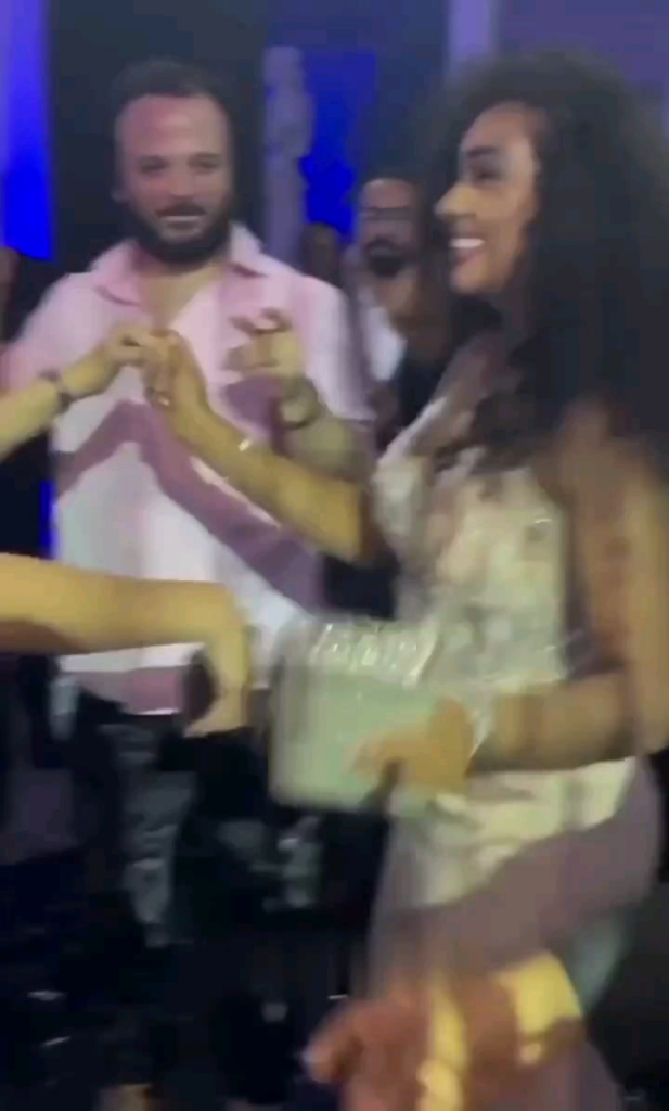 Mona Farouk (p.t1 of 3 )