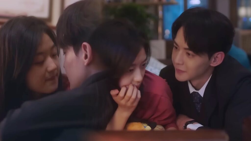 يثمل حبيبها ويمضي الليل في منزلها فيستعدان لفعل شيء مخجل….😅مشهد لطيف من “عدنا للحب” يثمل حبيبها ويمضي الليل في منزلها فيستعدان لفعل شيء مخجل....😅مشهد لطيف من "عدنا للحب"