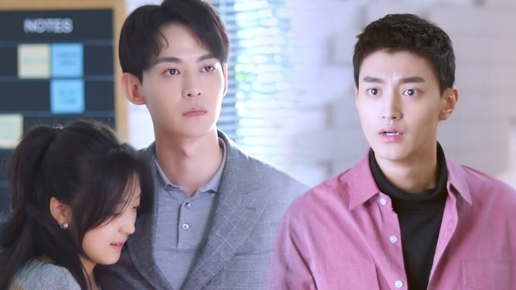 أخيرا يعلن حبيبها الرئيس عن علاقة حبهما السرية أمام موظفيه ويعرض عليها الزواج❤️مشهد من “عدنا للحب” أخيرا يعلن حبيبها الرئيس عن علاقة حبهما السرية أمام موظفيه ويعرض عليها الزواج❤️مشهد من "عدنا للحب"