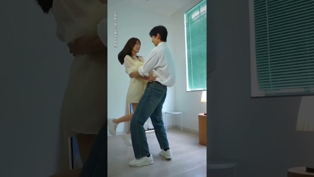 الرومانسية تملئ المكان💜  #RenYunjie #FangJin #youku #عناق_في_الليلة_المظلمة #Embraceinthedarknight