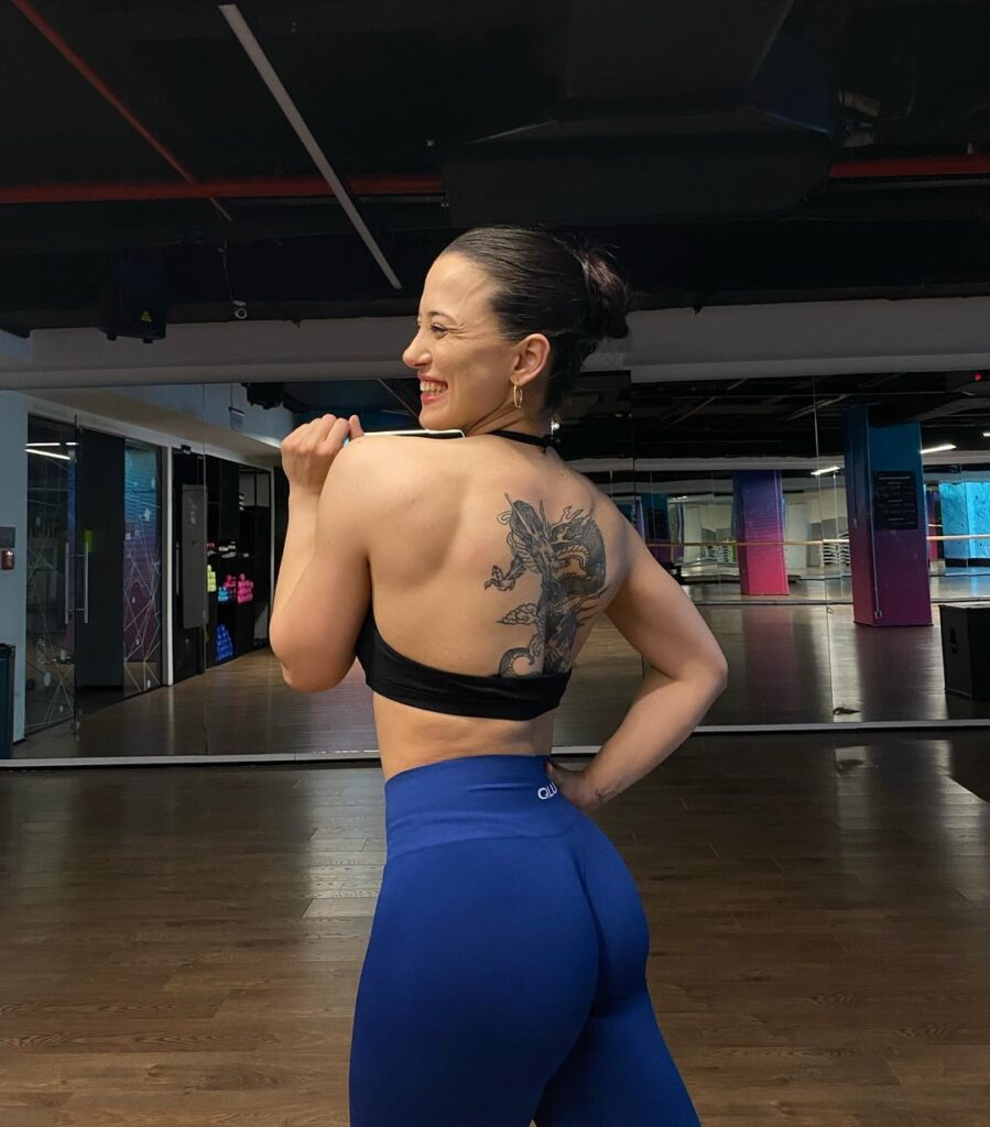 NSFW GÖNÜL İŞİ GYM GİRL'DEN DEVAM ig @bet.png