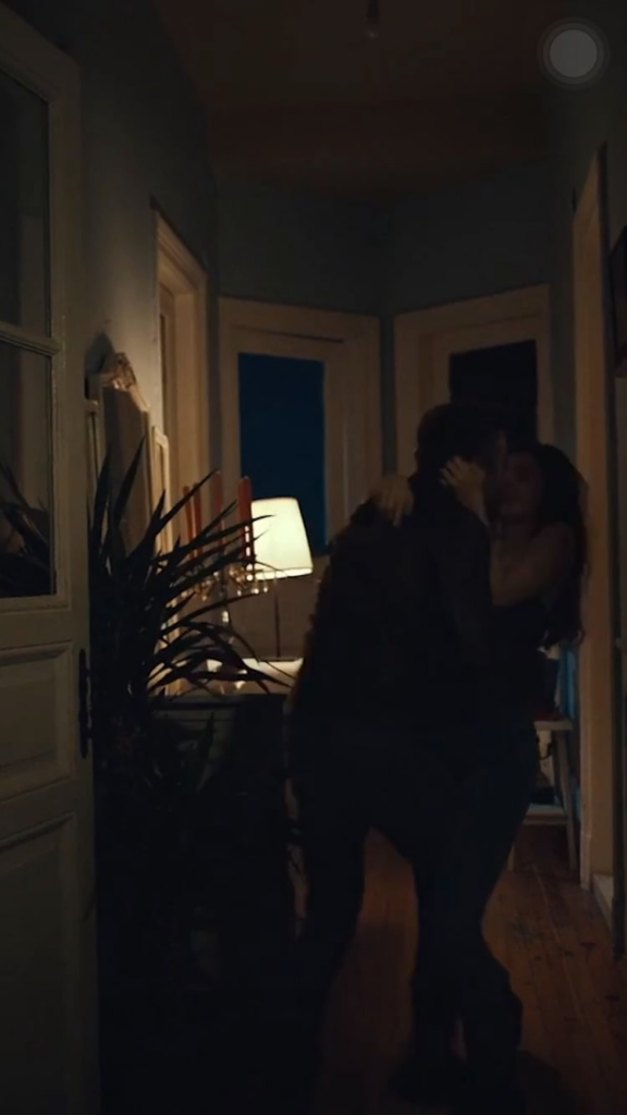 İlayda akdoğan ( kucakta )