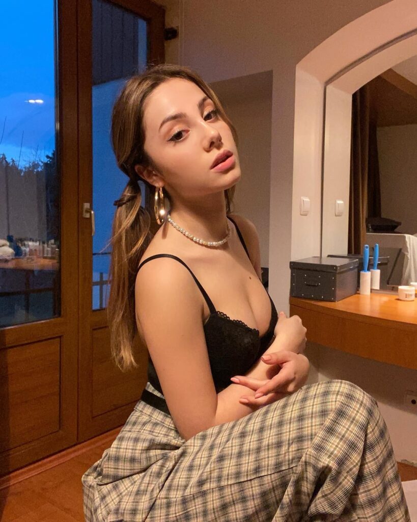 Bitiyorum su karıya of'si falan var mı mk