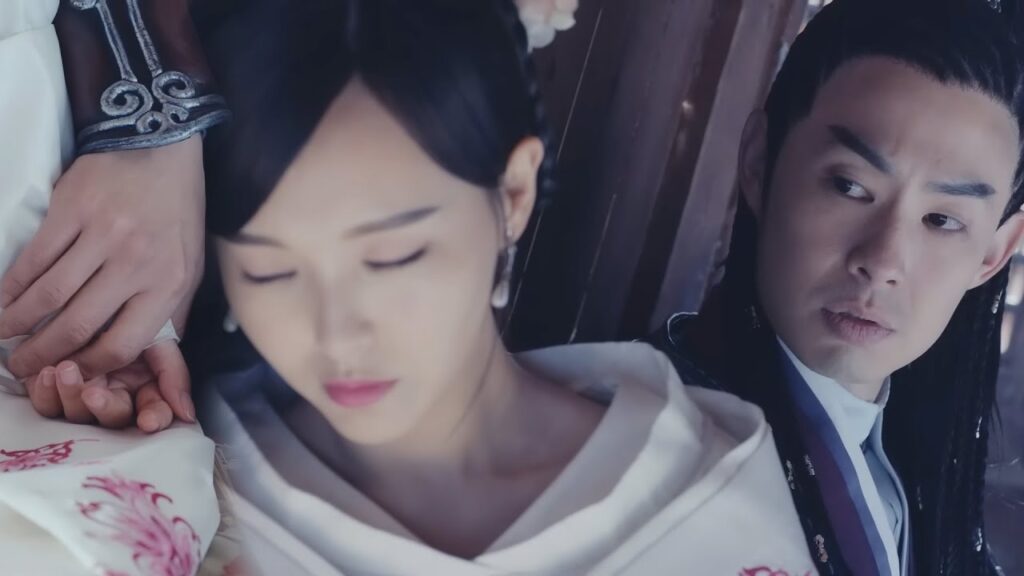 اللحظة التي غيرت مصير الأميرة وجعلت الأمير الشرير يحبها ويطمع فيها بشدة😓مشهد من "الأميرة واي يونغ"