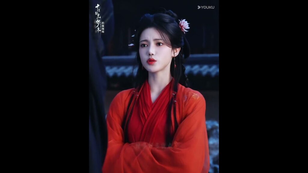 أزهار في الظلام #لي_هونغ_يي #سون_جين_ني جاو_جاو_يي |  #  #LiHongyi  #SunZhenni  #ZhaoZhaoyi   YOUKU#