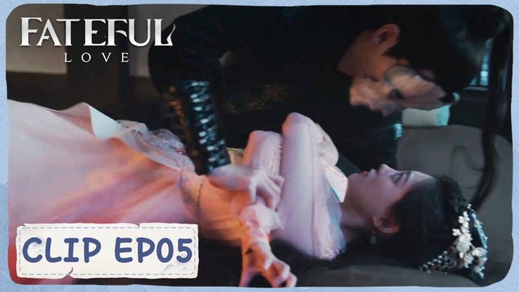 هان زيكينغ يعض بغضب الرجل المقنع الغامض!｜مقطع من الحلقة "5" الحب المؤلم｜WeTV