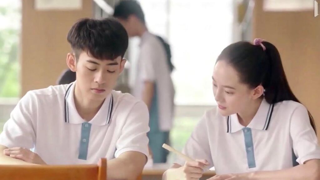 يغار عليها من ابن عمـها المشهور (عندما تغيبت عن المدرسة للقائك)