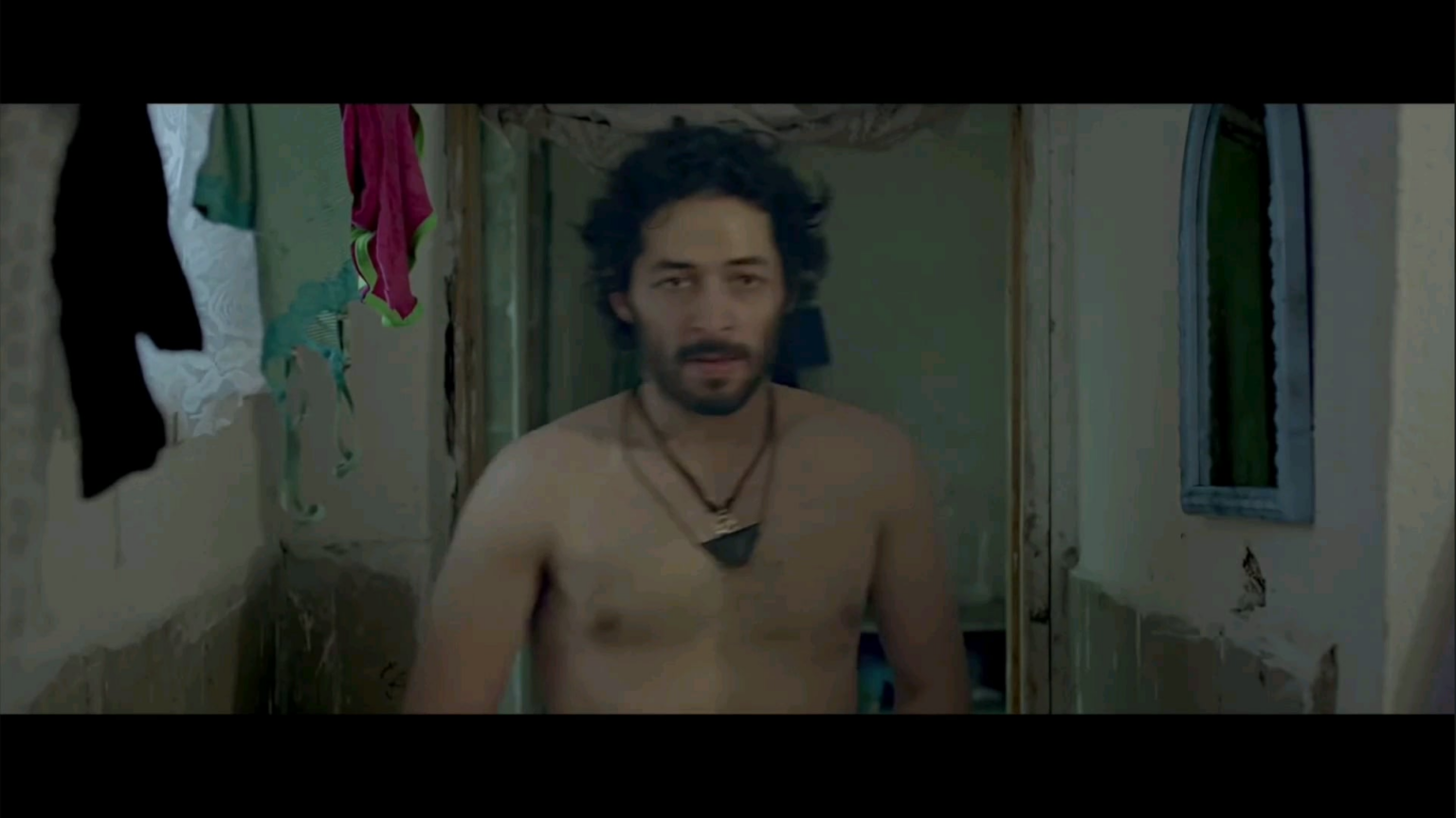 Nurgül Yeşilçay (Gece, 2004)