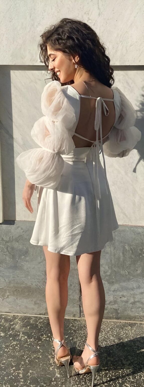 Mayan El Sayed 🇪🇬 - Sexy Legs 🦵