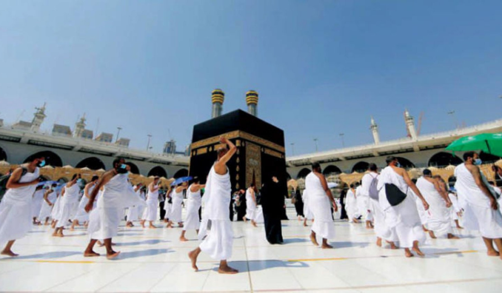 وزارة السياحة تعلن أسعار وضوابط العمرة الجديدة وغرامة ضخمة للمخالفين.. تعرف علي التفاصيل وزارة السياحة تعلن أسعار وضوابط العمرة الجديدة وغرامة ضخمة للمخالفين.. تعرف علي التفاصيل