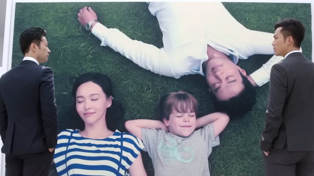 يصدم الرئيس بسماع اعتراف طليق زوجته بأنه لم ينفصلا عنها أبدًا! مشهد من دراما "إشراقتي"