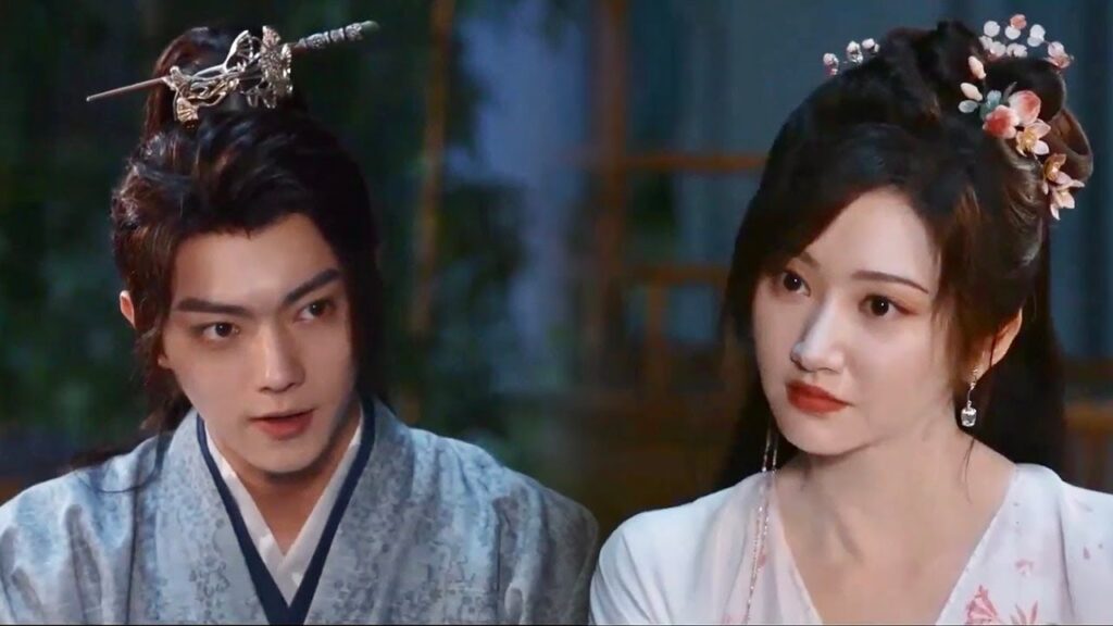 يأخذها لتناول الطعام ويستمتع برؤيتها وهي تأكل ( ارض عجائب الحب ) يأخذها لتناول الطعام ويستمتع برؤيتها وهي تأكل ( ارض عجائب الحب )