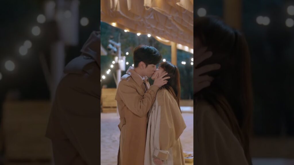 أعترف بحبي لك تحت الألعاب النارية وأقبلك بحرارة🎇🎆 YouAreMySecret#