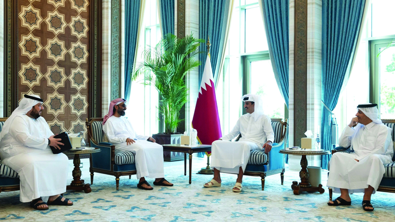 أمير قطر يستقبل طحنون بن زايد