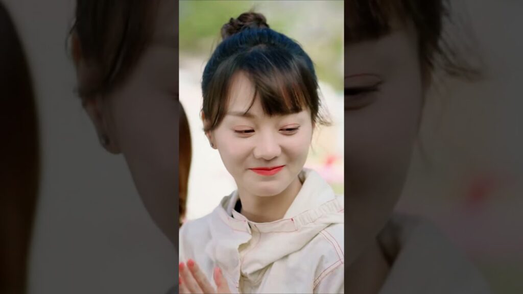 يقدم شياوباو عرضًا برفقة والديه💗💗💗 #UnforgettableLove