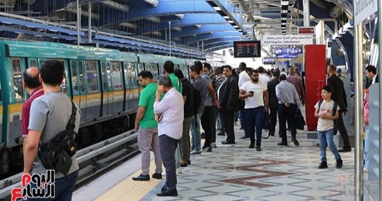 المترو يبدأ العمل بالتوقيت الشتوى غدا.. اعرف المواعيد