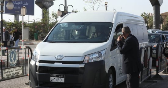 تشييع جنازة الفنان حسن يوسف بحضور نجوم الفن