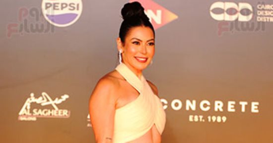 إطلالات نجوم الفن فى عرض فيلم الفستان الأبيض بمهرجان الجونة