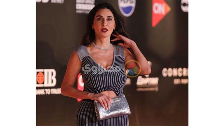 كروب توب.. فاطمة ناصر بإطلالة أنيقة في سادس أيام الجونة- 10