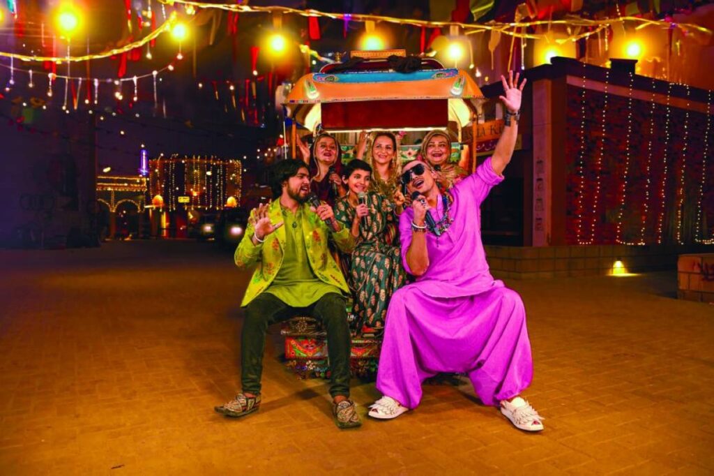 «كوك استوديو» تنثر في دبي أريج روائع الأغنية الآسيوية 8 ديسمبر «كوك استوديو» تنثر في دبي أريج روائع الأغنية الآسيوية 8 ديسمبر