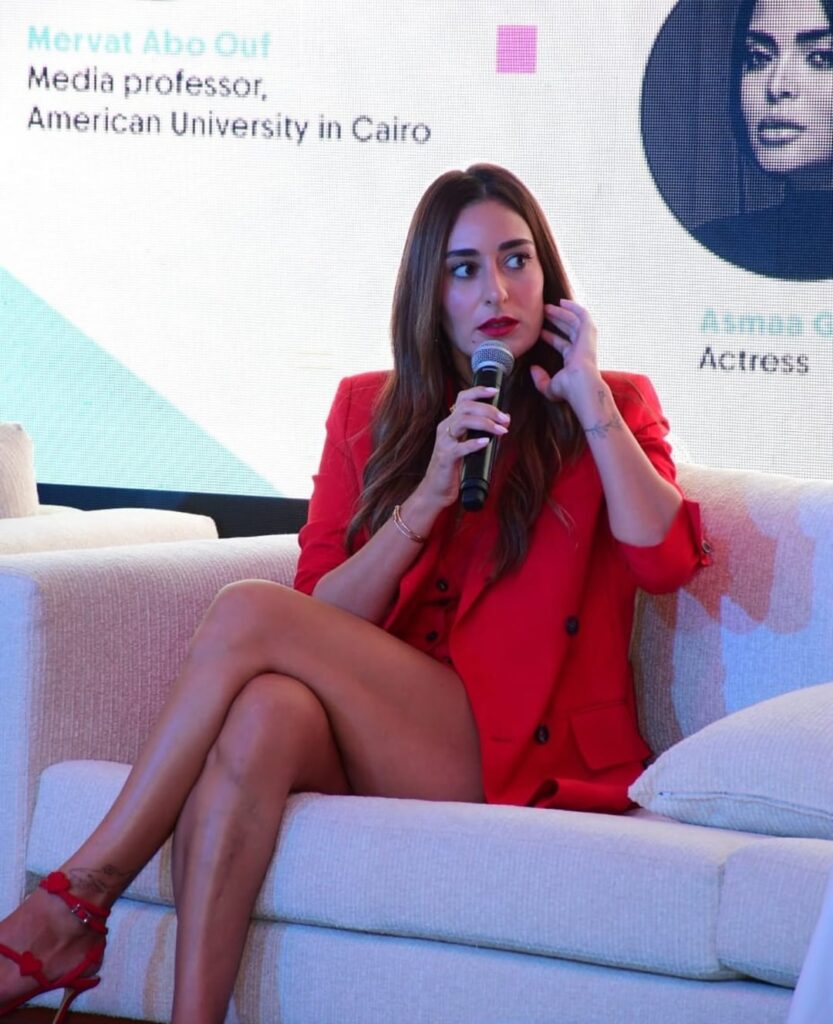 Amina Khalil