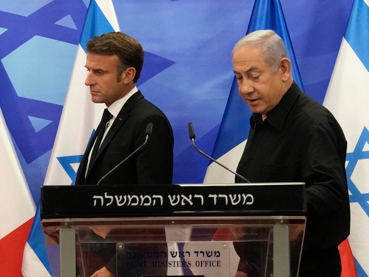 تلاسن ماكرون ونتنياهو.. حلقة جديدة في لغز العلاقات بين فرنسا وإسرائيل | سياسة