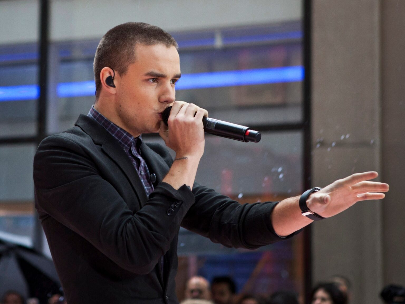 تأجيل إطلاق أغنية شارك فيها المغني البريطاني الراحل ليام باين | فن تأجيل إطلاق أغنية شارك فيها المغني البريطاني الراحل ليام باين | فن