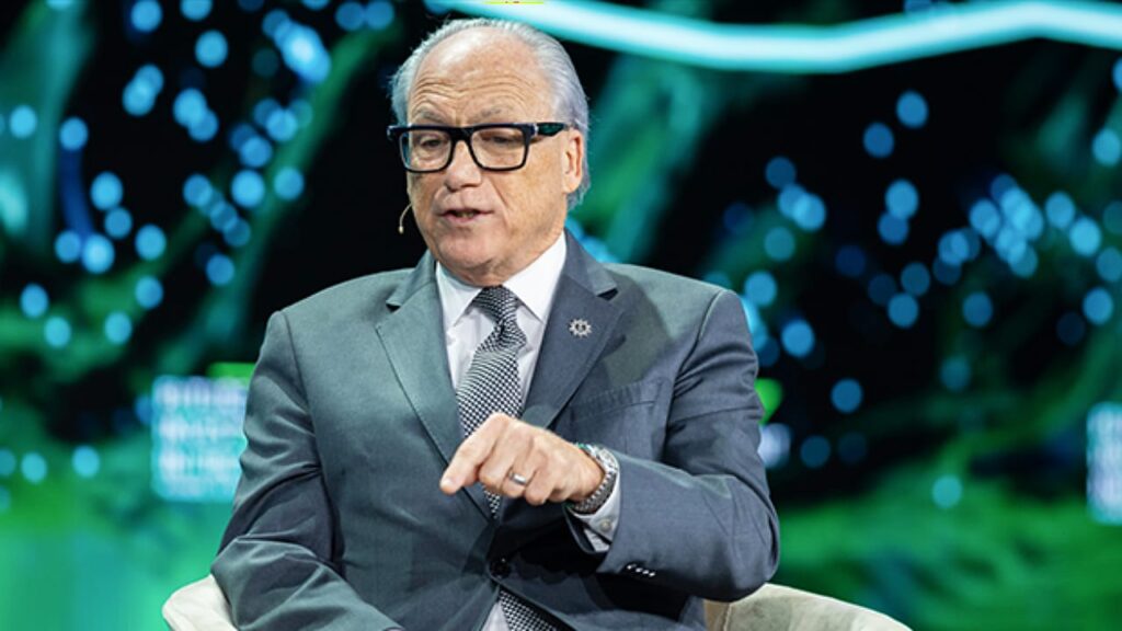 الرئيس التنفيذي ل “الدرعية”: انفاقنا 15 مليار دولار على المشاريع من أصل 64 مليار دولار .. صور المرشود: خروج النصر من البطولات ليس بجديد..فيديو