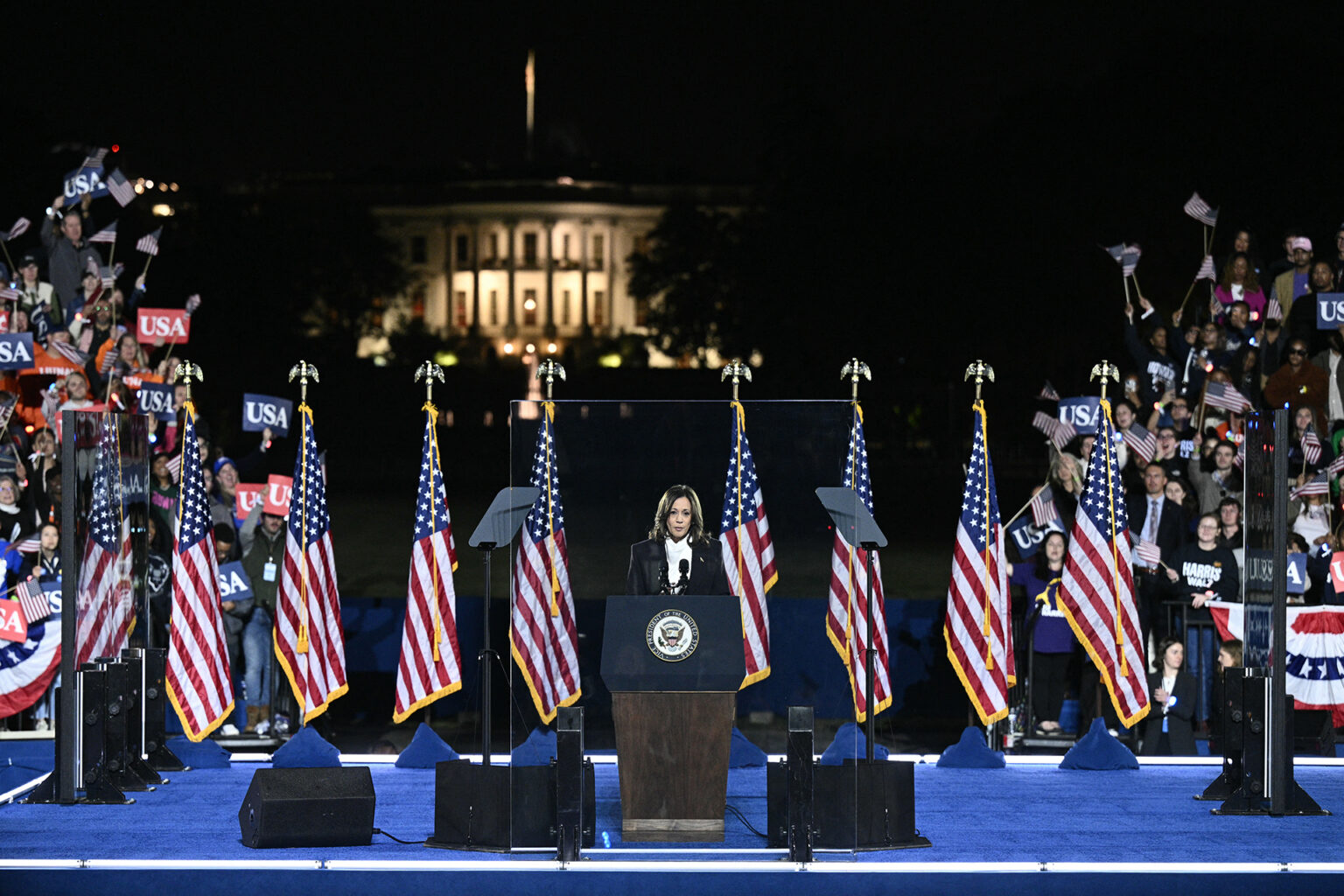 مهووس بالانتقام وغير متزن.. هاريس تشن هجومها الأخير على ترامب | أخبار مهووس بالانتقام وغير متزن.. هاريس تشن هجومها الأخير على ترامب | أخبار