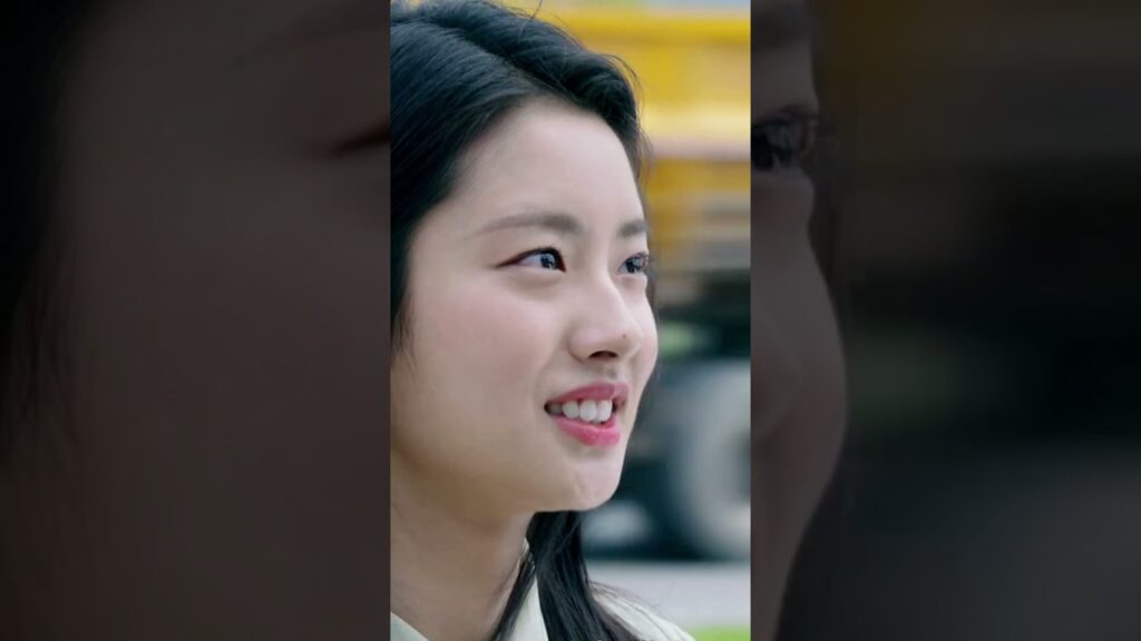 زوجان شابان يودعان بعضهما بحزن قبل الفراق القصير🥹 #PerfectAndCasual