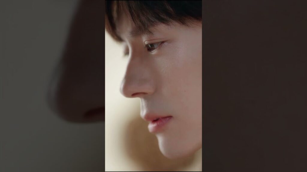 أقبلك عندما تتمنى أمنية عيد ميلادك😻 YouAreMySecret#