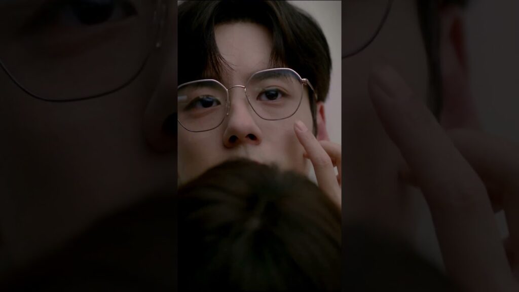 كان لدى تو شياو نينغ بعض الاتصال الحميم مع جي يوهينغ بعد أن كان في حالة سكر🤩 YouAreMySecret#