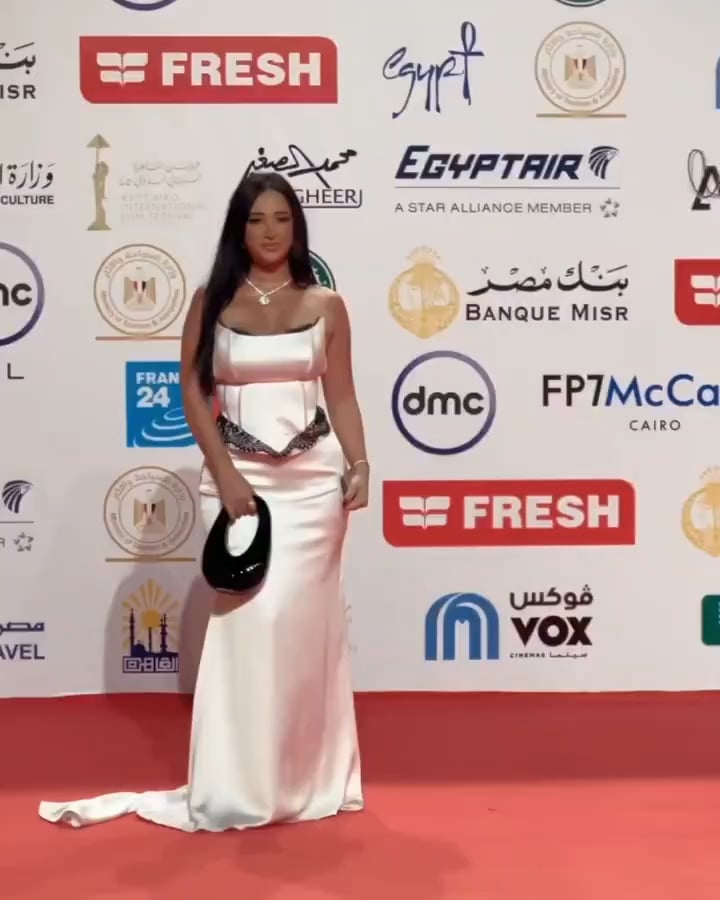 Doaa Hakam  (p.t 4 of 5)