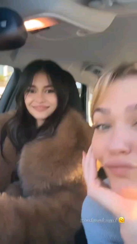 Türkü Su Demirel & Melisa Döngel