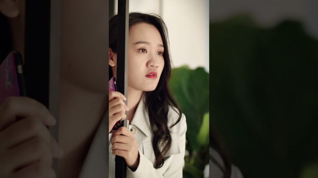 عانق الرئيس التنفيذي الفتاة بحزن من الفوضى💞#IMayLoveYou