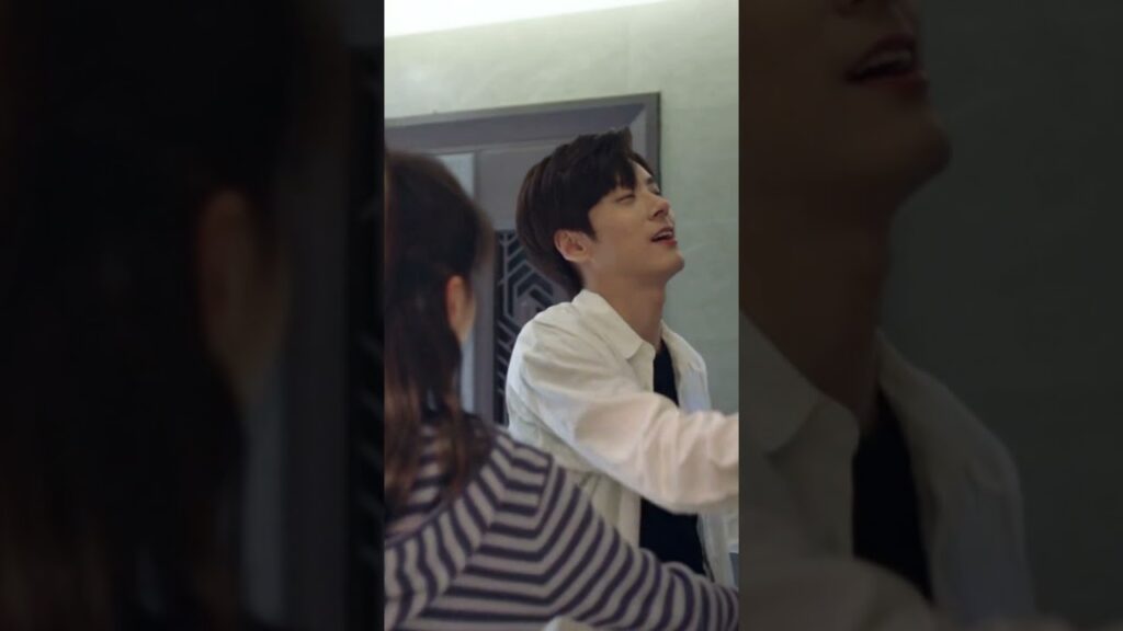 تظاهر المدير التنفيذي بأنه مخمور فقط ليدخل منزل الفتاة🤣 #IMayLoveYou تظاهر المدير التنفيذي بأنه مخمور فقط ليدخل منزل الفتاة🤣 #IMayLoveYou