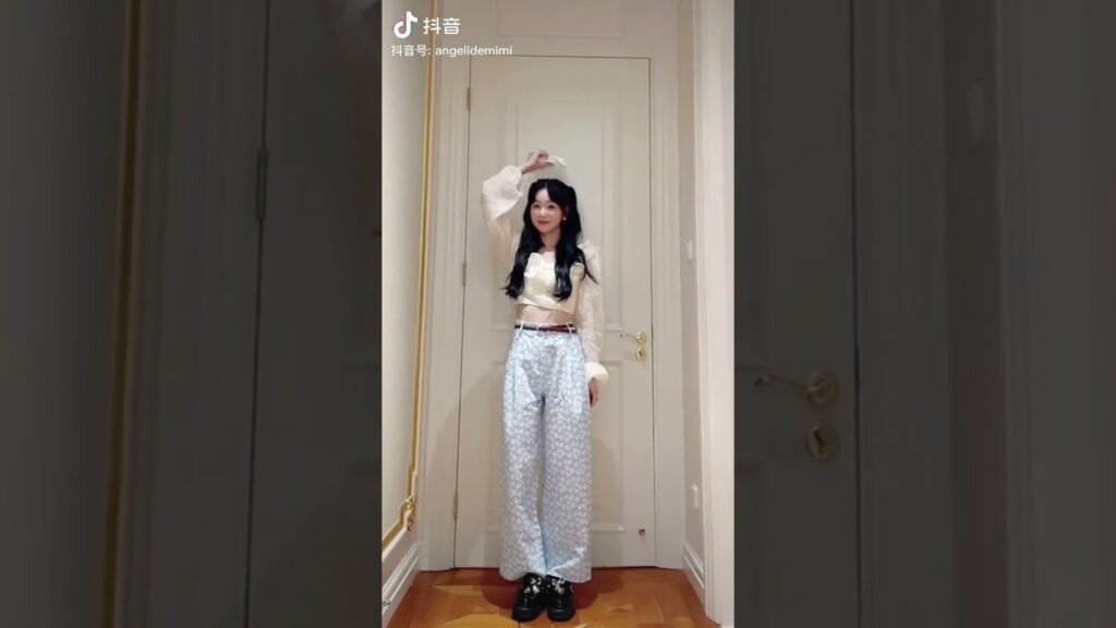 أود أن أرتدي فستان زفاف أبيض لك 💖 oursecret#chenzheyuan#