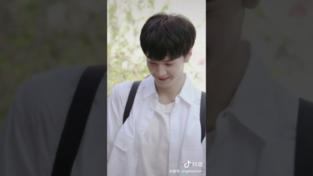 أريد حقًا أن يكون لدي مثل هذا الصديق اللطيف والوسيم😻😻😻 oursecret #chenzheyuan#