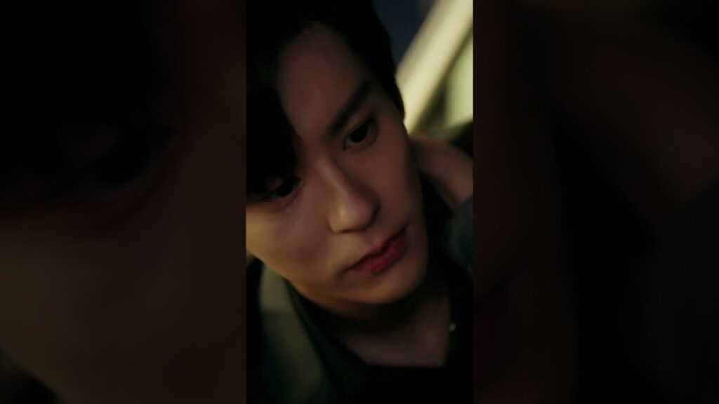 فتاة في حالة سكر تريد تقبيل الرئيس التنفيذي😻 #IMayLoveYou