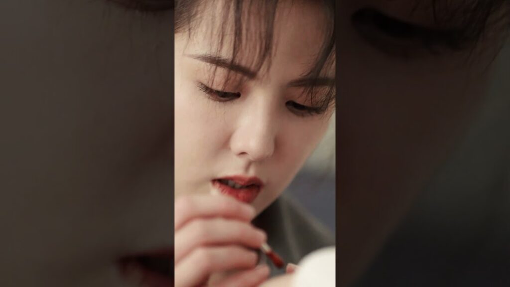 الفتاة تعالج بلطف جروح الرئيس التنفيذي💘 #IMayLoveYou