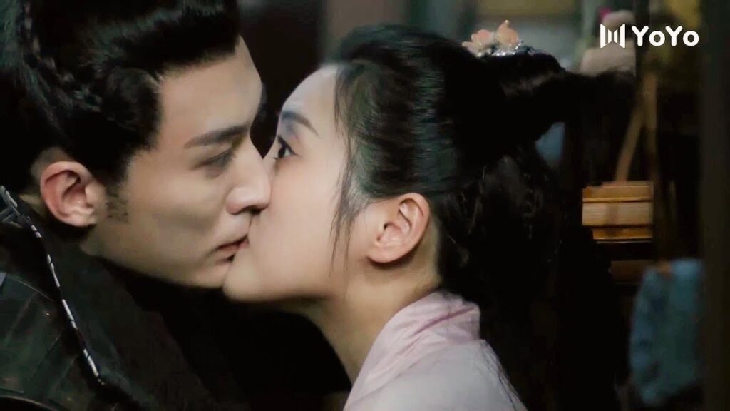 ام مطلقة و لديها طفل تقع في حب رجل اعزب يحاول اقناعها بالزواج 06