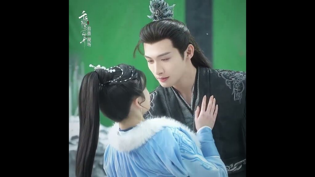 تلتقي عيون الاحباء لتبدأ القصة #ZhangBinbin #SunZhenni #الحب_المزهر #TheBlossomingLove