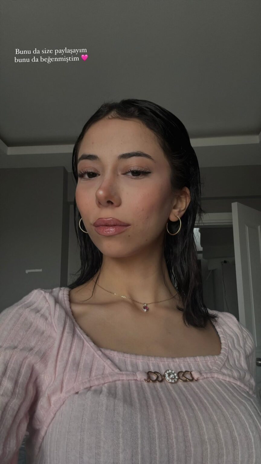 Özlem Aksoy (Benden başka sevem var mı)