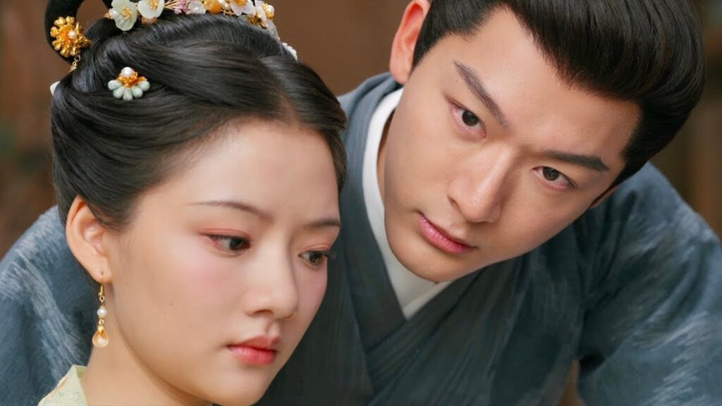 يعلم فتاته الشقية ويلمس جبهتها فأردت أن تصبح عائلته الحقيقية ولكن ملامحه تتغير فورا👀مشهد “نهوض نينغ” يعلم فتاته الشقية ويلمس جبهتها فأردت أن تصبح عائلته الحقيقية ولكن ملامحه تتغير فورا👀مشهد "نهوض نينغ"